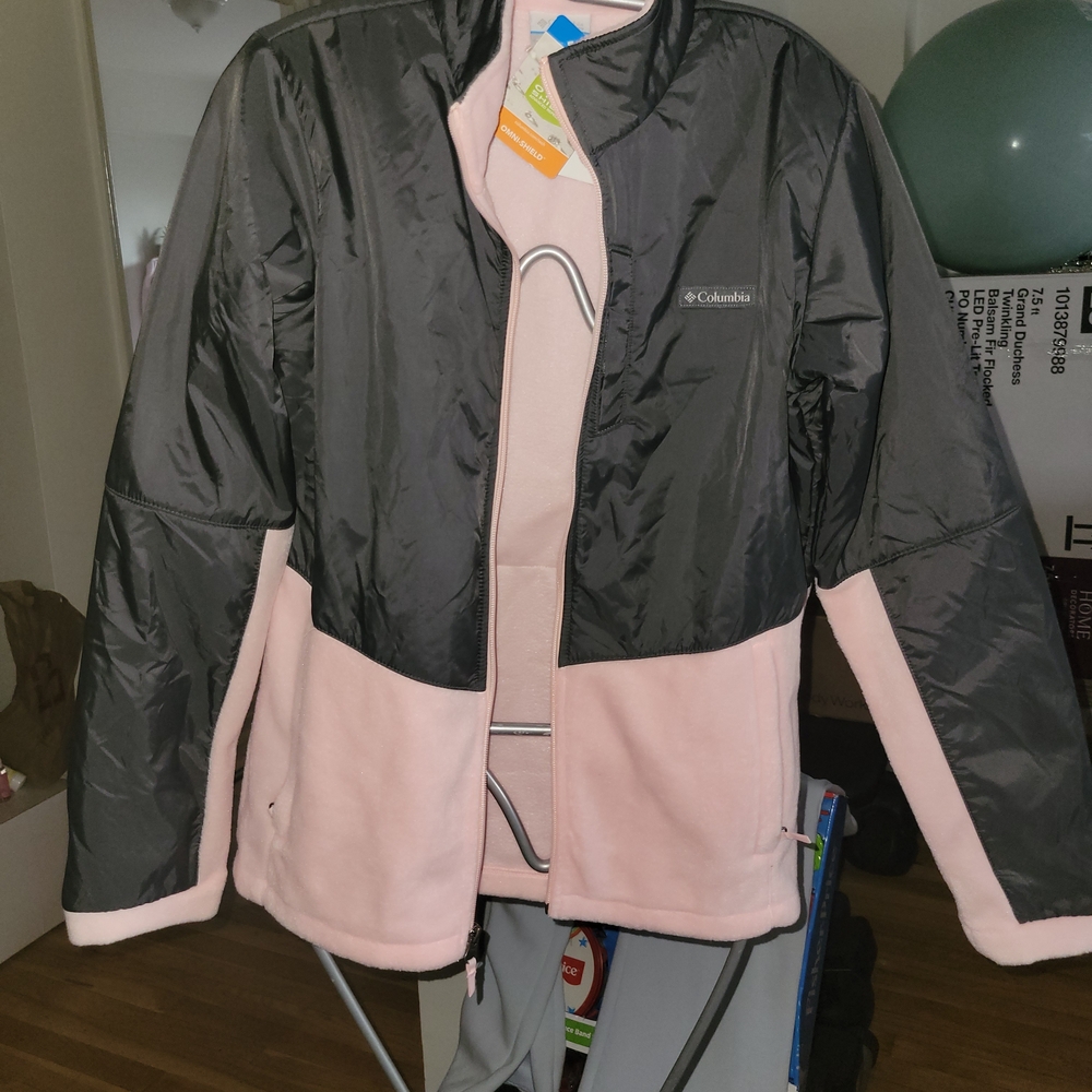 Columbia Black and Pink Jacket Youth XL/Women S/M BNWT